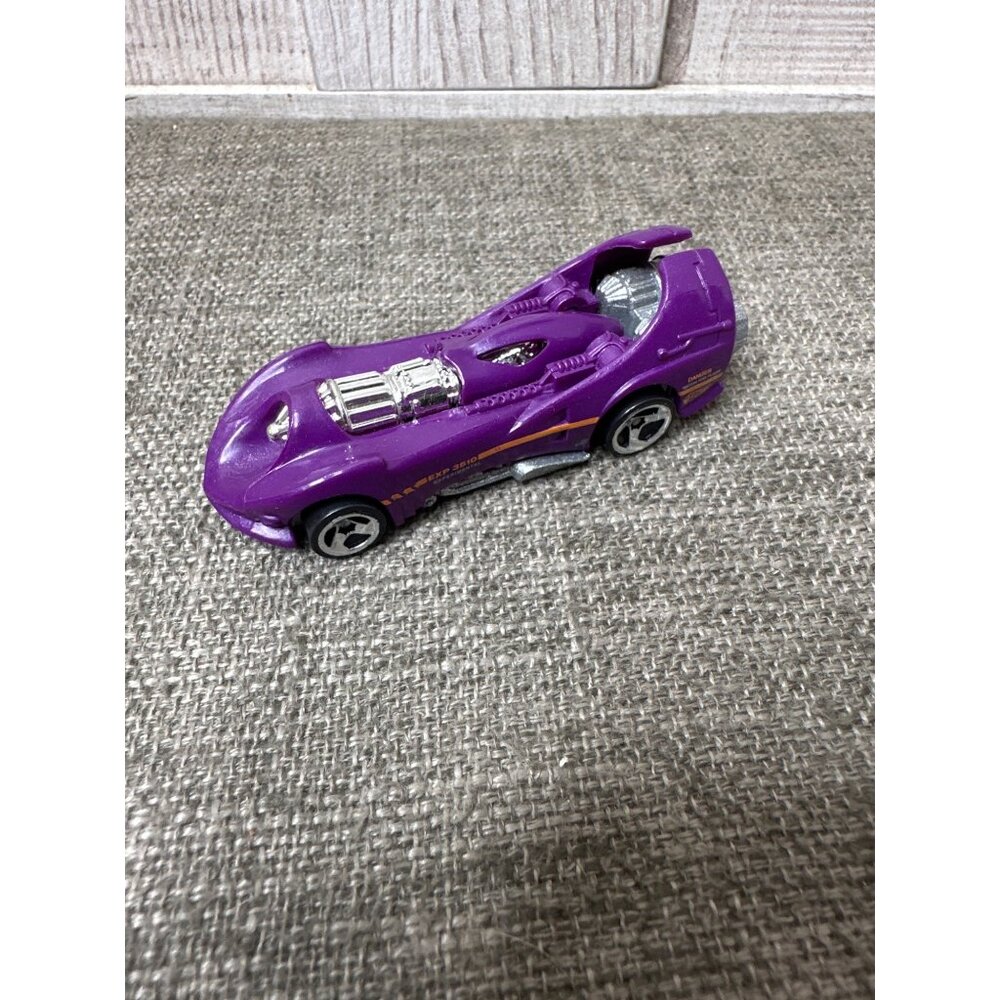 Hot Wheels Power Rocket Purple Diecast Car 2003 Silver Engine Details Metallic